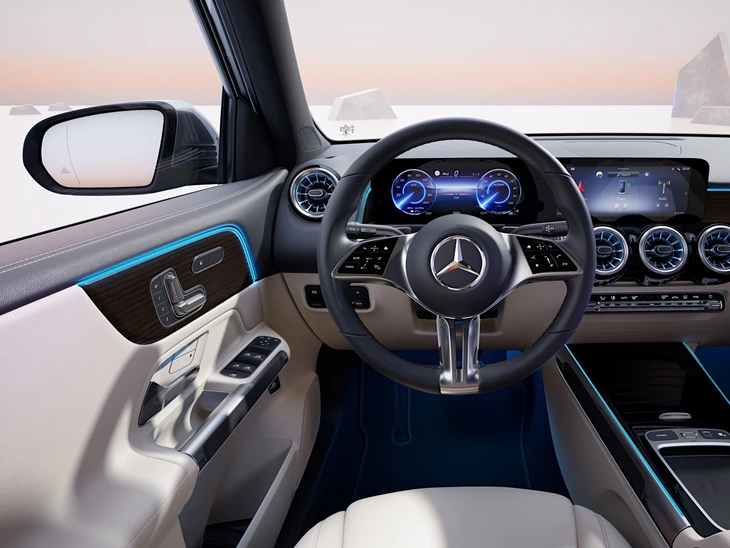 Mercedes-Benz EQB 250+ - Ảnh 4.