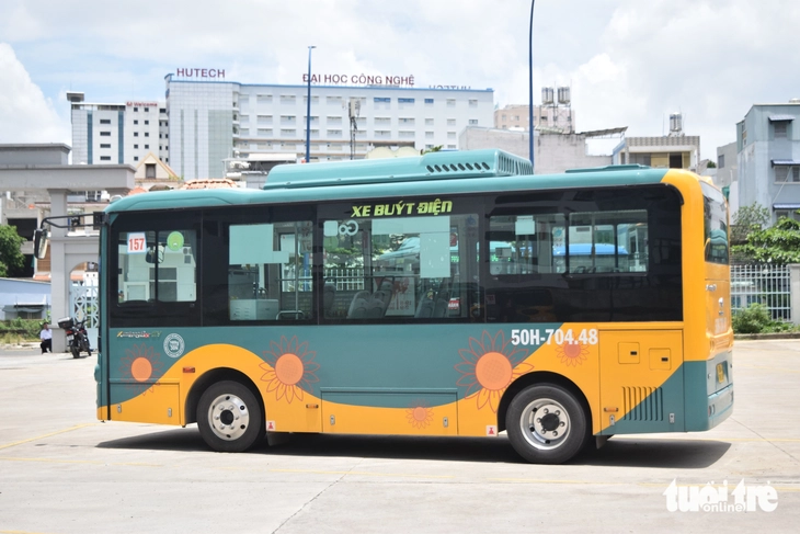4 tuyến buýt cho học sinh, sinh viên TP.HCM đổi lộ trình: Sinh viên hài lòng, người dân nói tiện - Ảnh 3.