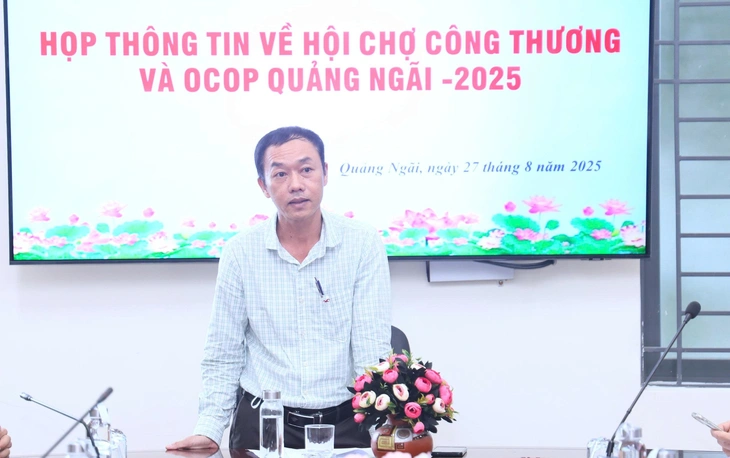 Quảng Ngãi lần đầu đưa gian hàng 'đối chứng' thật - giả vào hội chợ OCOP - Ảnh 1.
