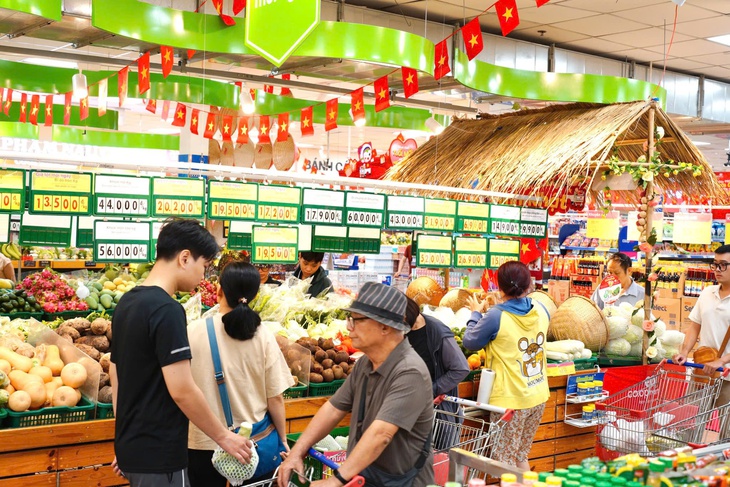 Saigon Co.op tung khuyến mãi hàng Việt, giảm đến 50% - Ảnh 1. co.op - Ảnh 1.
