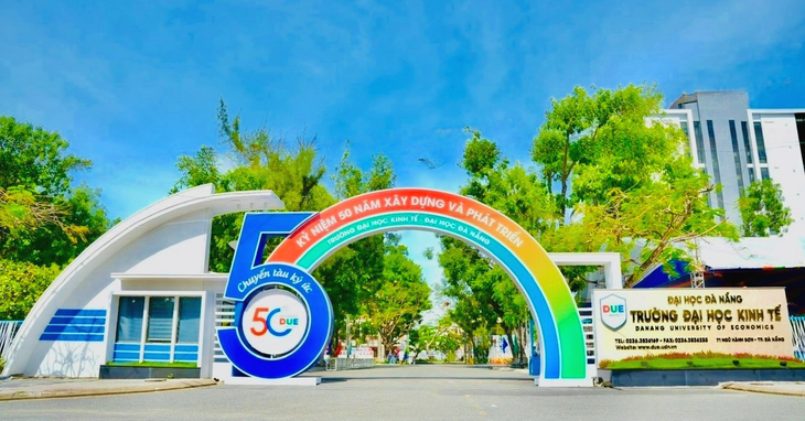 Trường Đại học Kinh tế - ĐH Đà Nẵng: 50 năm khơi nguồn tri thức - kiến tạo tương lai - Ảnh 1.