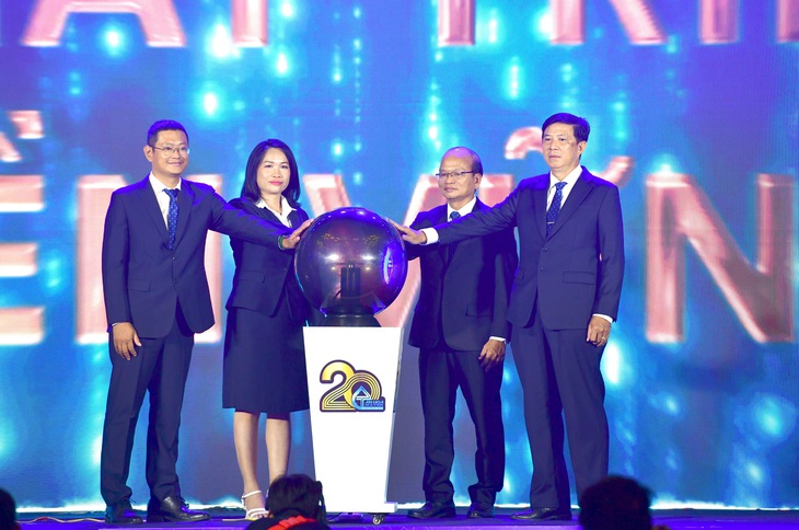 20 năm thành lập Cấp nước Tân Hòa, 920km ống dẫn nước tới nhà dân 11 phường TP.HCM - Ảnh 1.