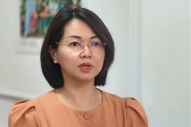 Tran Viet Nga - រូបថត ១.