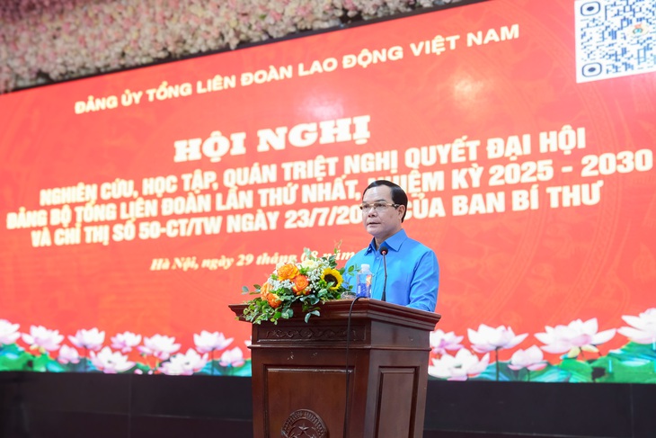 Đột phá mới của Công đoàn: giảm đoàn phí, ứng dụng AI, tăng ít nhất 800.000 đoàn viên mỗi năm - Ảnh 1. công đoàn - Ảnh 1.