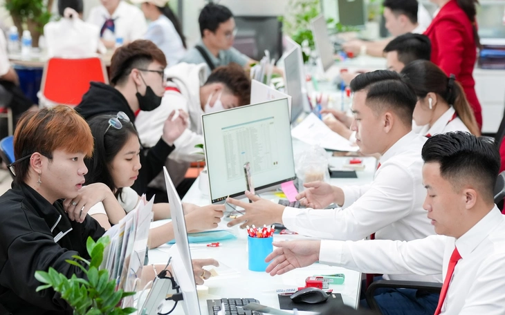 Thí sinh trúng tuyển ‘kẹt’ giữa hai trường không thể nhập học được- Ảnh 2.