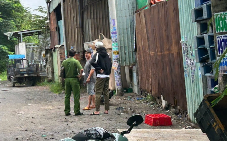 12 giờ căng thẳng nối 2 bàn tay bị chém gần đứt lìa cho bệnh nhân - Ảnh 3.