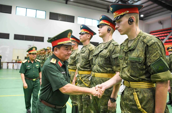 diễu binh - Ảnh 2.