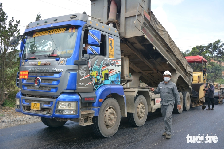 Quốc lộ 28B nối biển và hoa của Lâm Đồng có kịp hoàn thành tiến độ?- Ảnh 4. Quốc lộ 28B nối biển và hoa của Lâm Đồng có kịp hoàn thành tiến độ?- Ảnh 4.