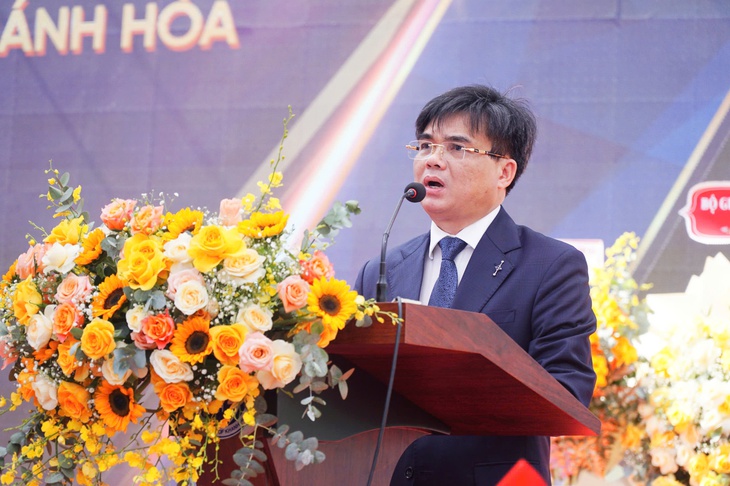Kỷ niệm 10 năm thành lập, Trường đại học Khánh Hòa mở ngành đào tạo thạc sĩ đầu tiên- Ảnh 2. trường Đại học Khánh Hòa - Ảnh 2.