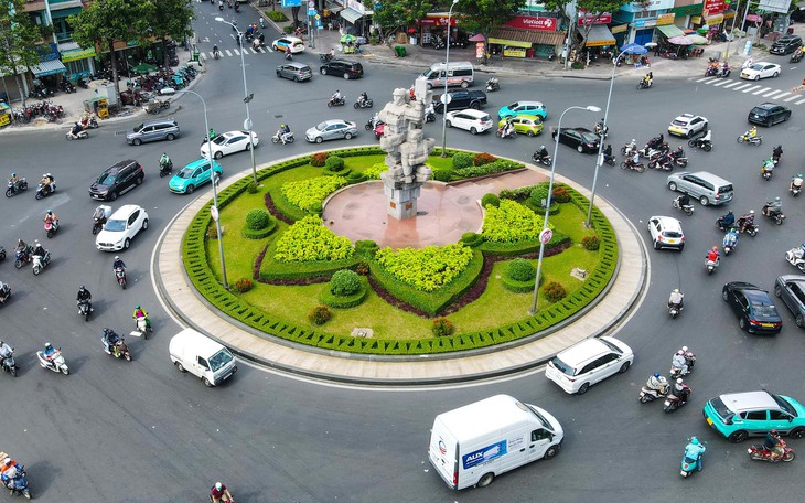 Nút giao hay giao lộ, bùng binh, vòng xoay? - Ảnh 3.