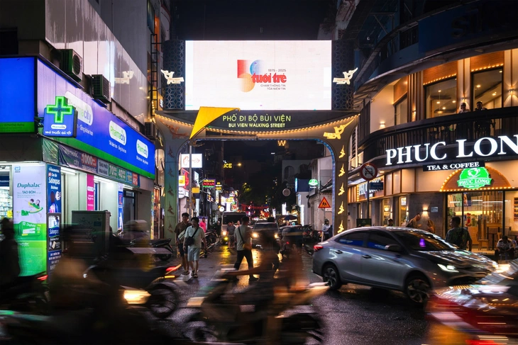 Logo kỷ niệm 50 năm thành lập báo Tuổi Trẻ xuất hiện ở tuyến metro số 1 - Ảnh 15. báo Tuổi Trẻ - Ảnh 14.
