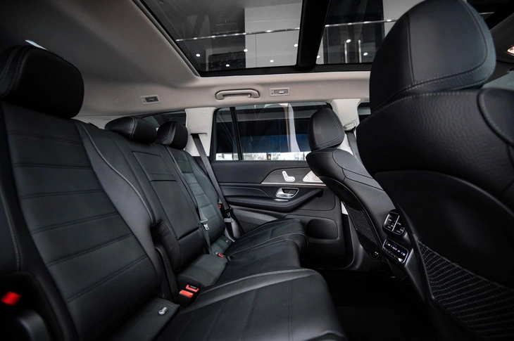 Lựa chọn Mercedes-Benz GLS tiết kiệm 1 tỷ đồng cho khách Việt: Giá thực tế hơn 4,7 tỷ ngang X7, đánh đổi một số trang bị, tùy chọn- Ảnh 8. Mercedes-Benz GLS - Ảnh 7.