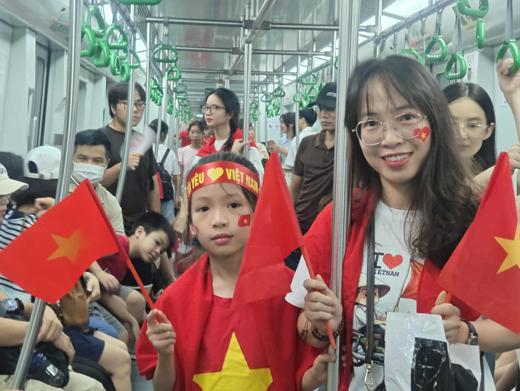 Thời tiết thất thường, làm gì tránh 'đổ bệnh' khi đi chơi dịp nghỉ lễ - Ảnh 1.