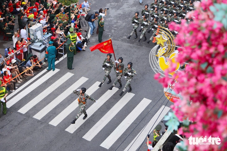 diễu binh - Ảnh 23.