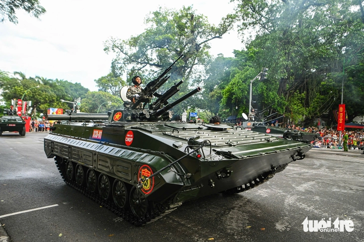 - Ảnh 7. diễu binh - Ảnh 31.