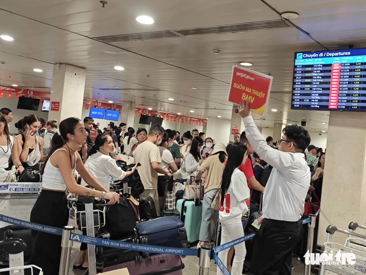 Sân bay Tân Sơn Nhất hết 'nghẹt thở' dịp lễ 2-9 nhờ nhà ga T3 'chia lửa' - Ảnh 6.