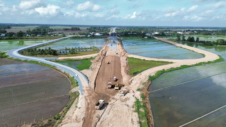 cao tốc - Ảnh 6.
