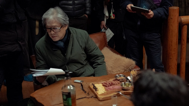 Park Chan Wook khuấy đảo Liên hoan phim Venice với tràng pháo tay hơn 8 phút - Ảnh 1. Park Chan Wook - Ảnh 1.