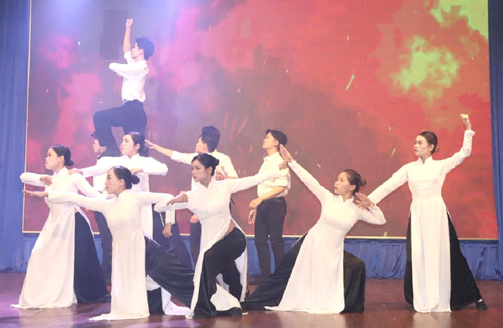 người trẻ - Ảnh 6.