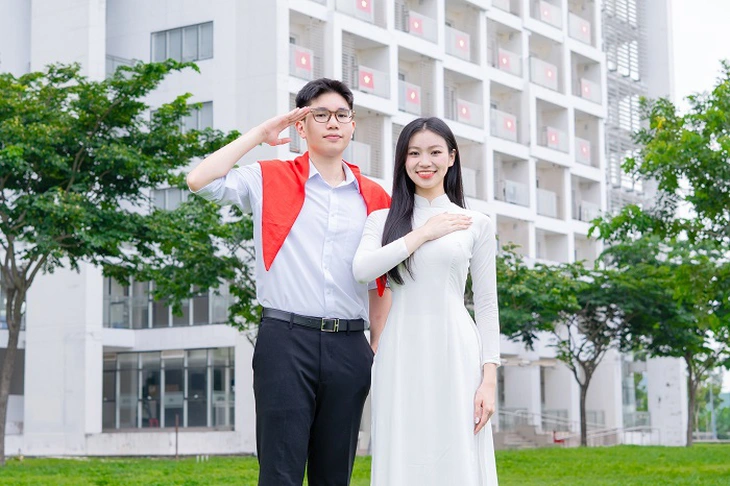 Thêm 2 trường đại học lì xì cho sinh viên vui Tết Độc lập - Ảnh 1.