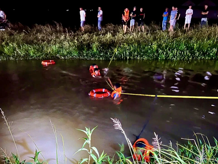 Tìm thấy thi thể người đàn ông đi xe máy rơi xuống kênh thủy lợi tại Đắk Lắk - Ảnh 1.