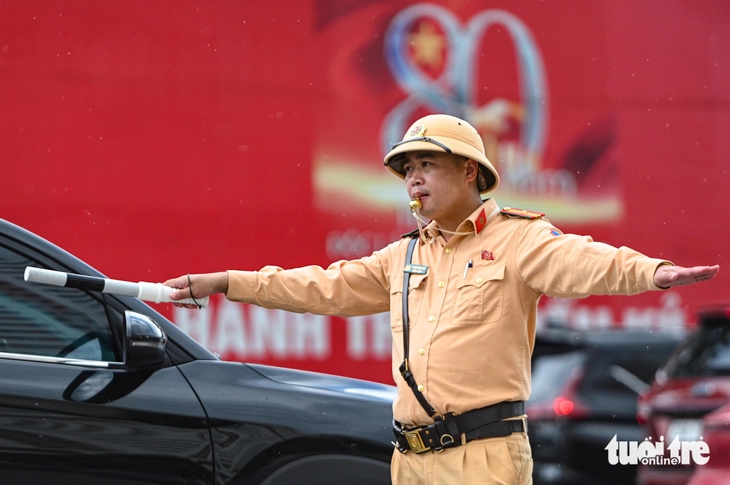 cấm đường - Ảnh 1.