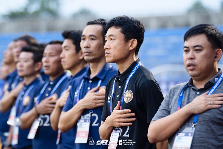 nhà cầm quân ngoại - Ảnh 2.