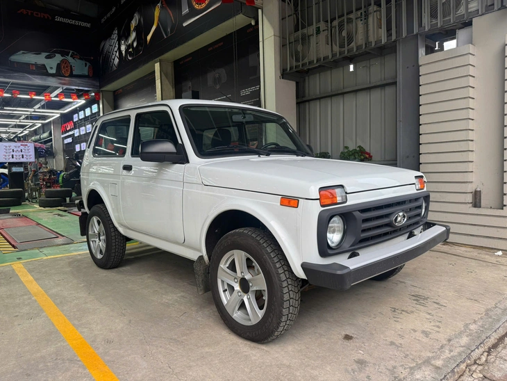 Lada Niva Legend - Ảnh 1.