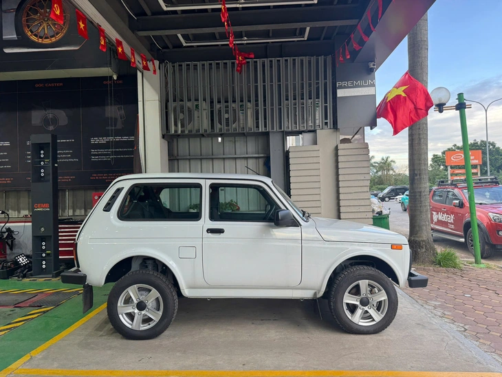 Lada Niva Legend - Ảnh 6.