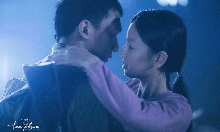 'Mưa đỏ' vượt 'Bộ tứ báo thủ', vào top 5 phim Việt mọi thời đại - Ảnh 1. Mưa đỏ - Ảnh 1.