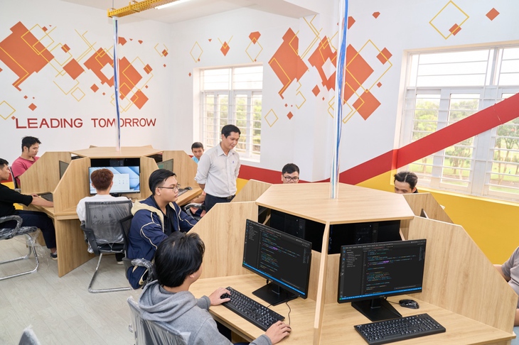 MIT Uni. hướng đến đáp ứng nhu cầu nhân lực sân bay Long Thành - Ảnh 2.