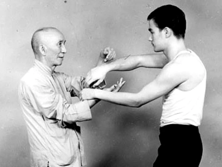 Thiếu Lâm đấu Vịnh Xuân, ai thắng? - Ảnh 5.