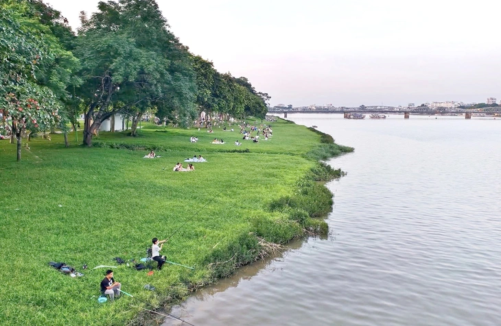 sông hương - Ảnh 1.