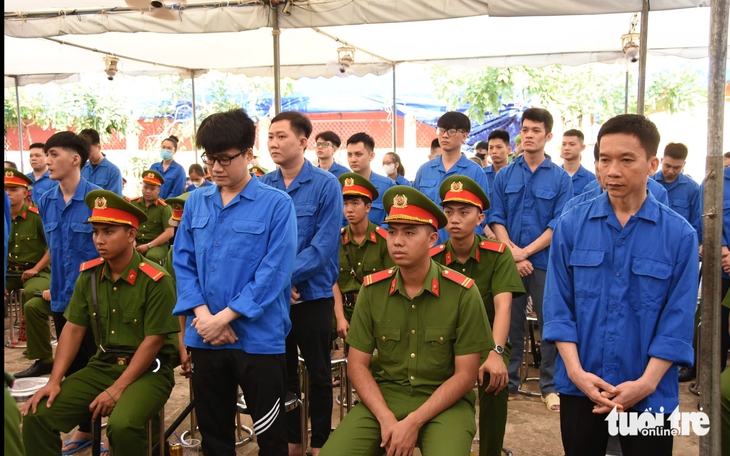 đòi nợ - Ảnh 2.