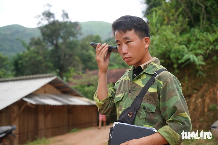 trưởng bản - Ảnh 2.