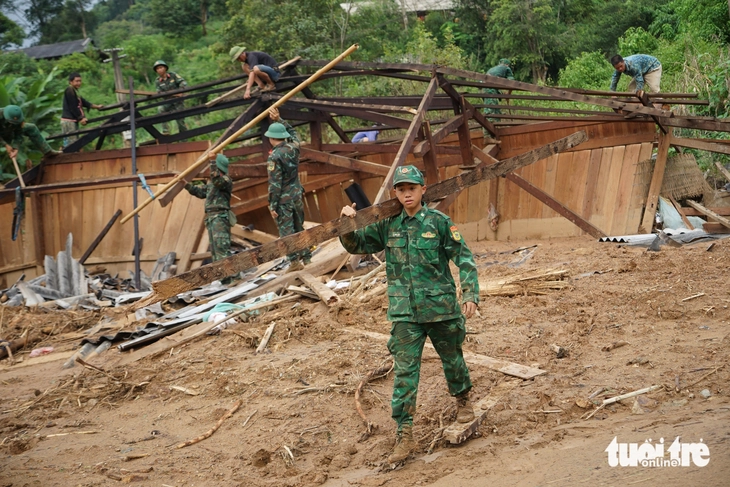 trưởng bản - Ảnh 6.