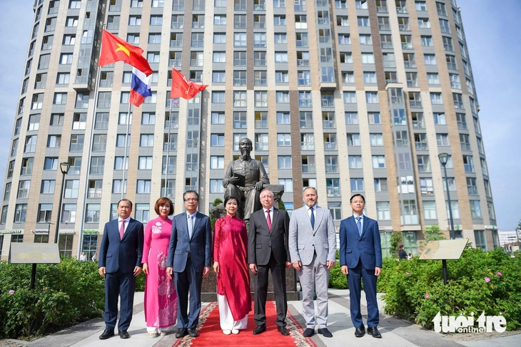 Phu nhân Ngô Phương Ly - Ảnh 4.