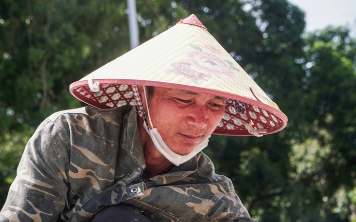 Tiêu thụ điện tiếp tục phá kỷ lục, công suất tăng thêm bằng hai lần  thủy điện Sơn La - Ảnh 2.