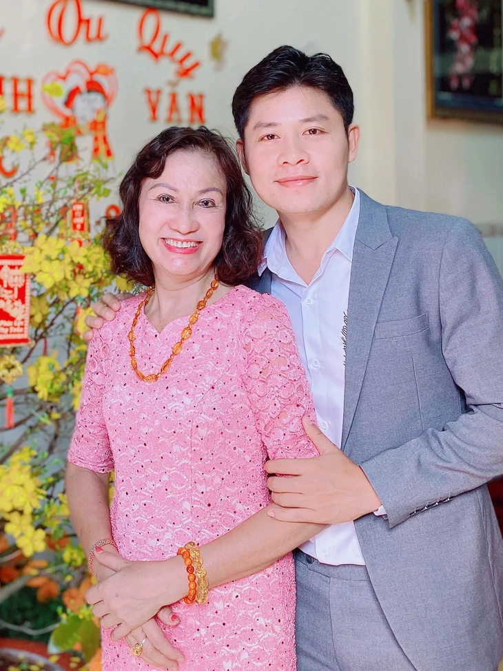 Nhạc sĩ Nhật ký của mẹ mong được nhận tin nhắn bất ngờ của má từ phương trời xa - Ảnh 3. Nguyễn Văn Chung - Ảnh 3.