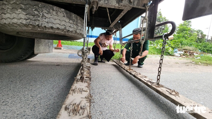 vá xe - Ảnh 7.
