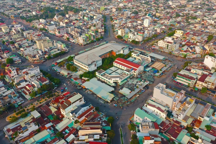 Phường Long An phấn đấu tăng thu nhập bình quân đầu người từ 40 đến 45% trong 5 năm tới- Ảnh 2. Phường Long An phấn đấu tăng thu nhập bình quân đầu người 40-45% trong 5 năm tới - Ảnh 2.