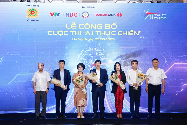 Techcombank - Ảnh 1.