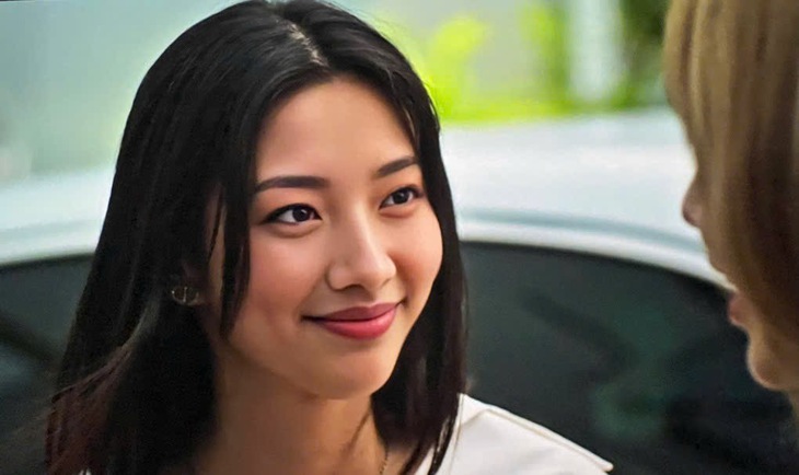 AI thay thế Thùy Tiên ở 'Chốt đơn' bị chê thiếu cảm xúc, có người nói 'mặt đơ, mắt lé' - Ảnh 3.