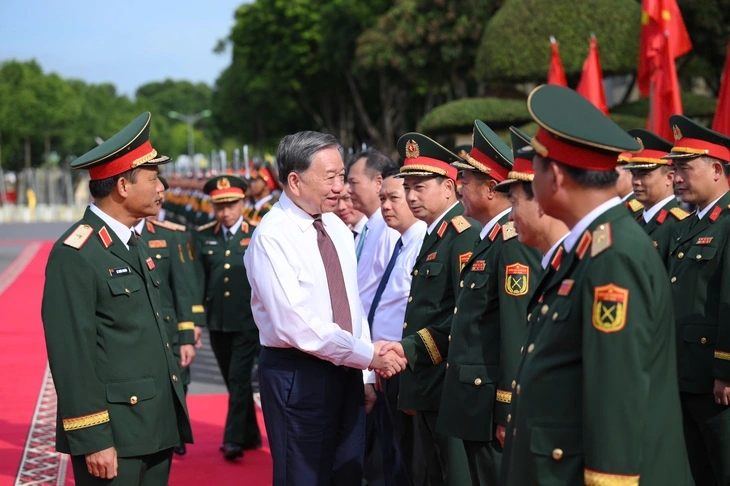 Tổng Bí thư Tô Lâm: Xây dựng Quân đoàn 12 'tinh, gọn, mạnh' - Ảnh 1.