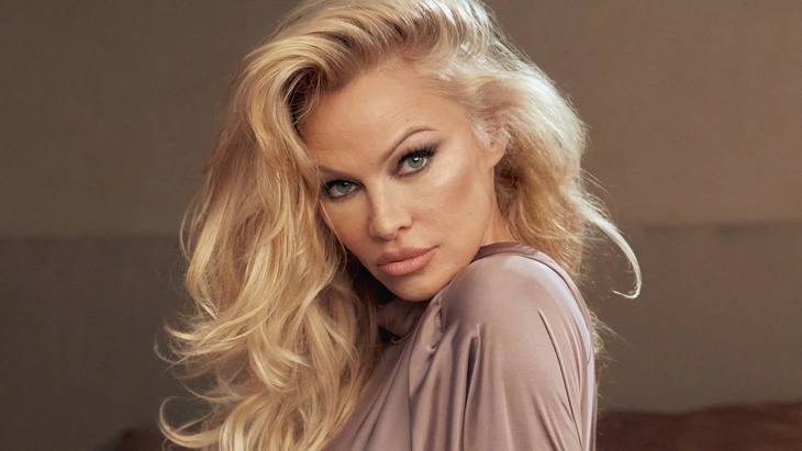 Pamela Anderson - Ảnh 2.
