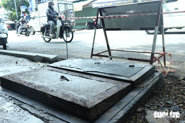 nắp cống - Ảnh 3.