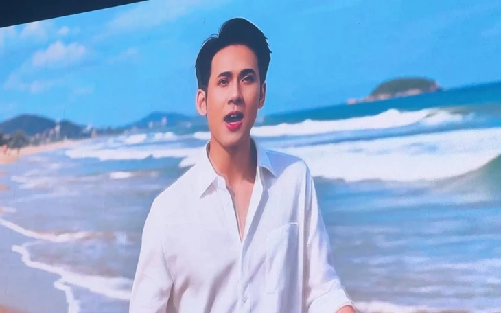 Nữ nội trợ Nhật Bản nổi tiếng với phim người lớn bất ngờ tuyên bố giải nghệ - Ảnh 3.