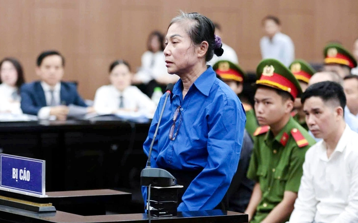 Tòa án xét xử phúc thẩm cựu bí thư Vĩnh Phúc Hoàng Thị Thúy Lan cùng nhiều cựu lãnh đạo tỉnh - Ảnh 3.