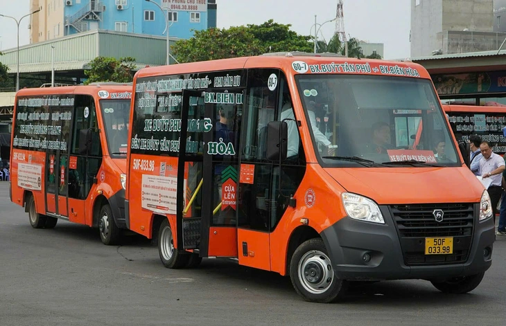 xe buýt - Ảnh 1.