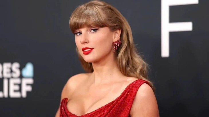 Công cụ GrokAI của Elon Musk tạo clip deepfake Taylor Swift cởi áo, gây tranh cãi - Ảnh 1. Elon Musk - Ảnh 1.